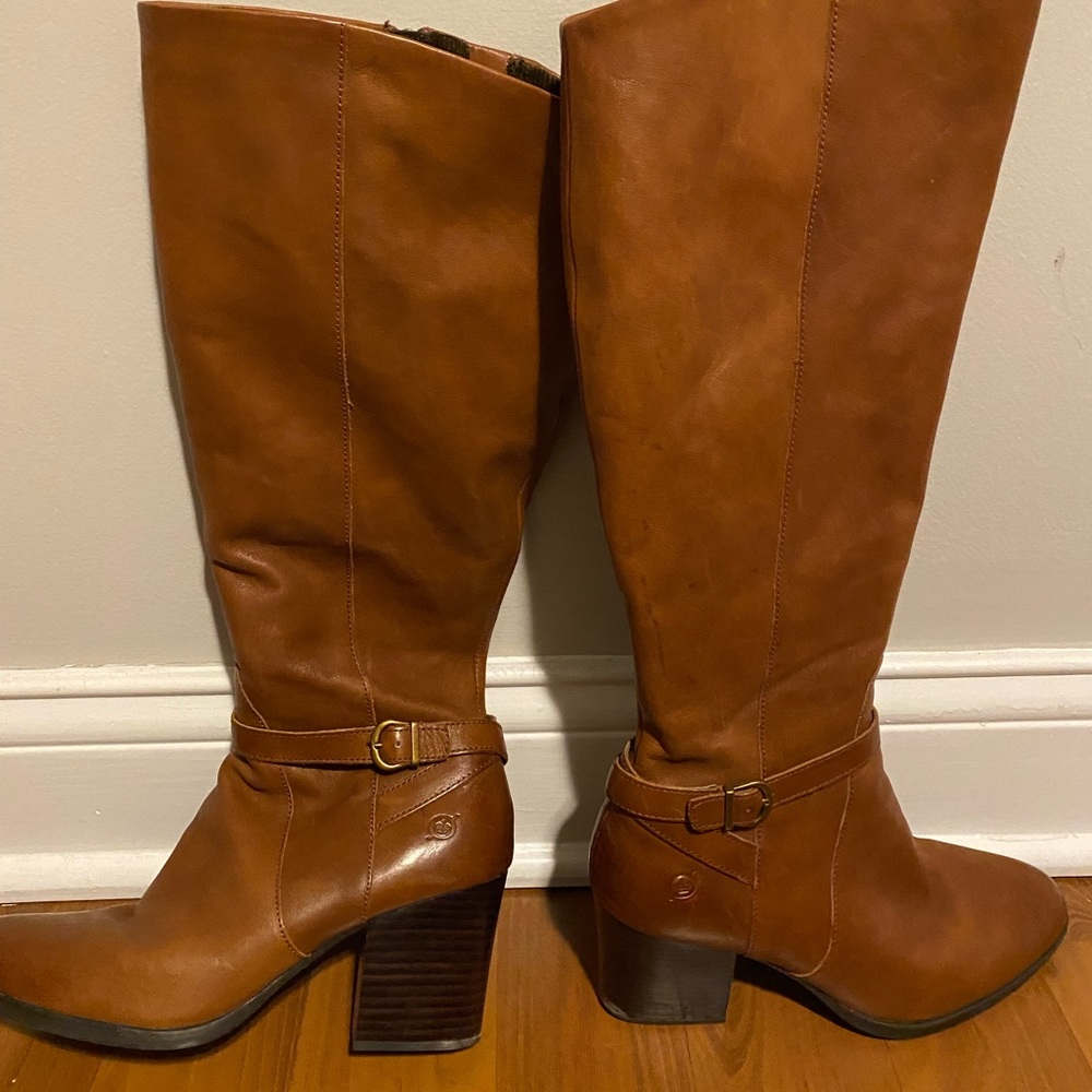 Born tall boots, size 10